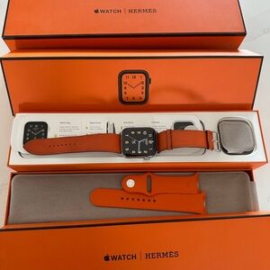 Apple Watch Hermès with Orange Band